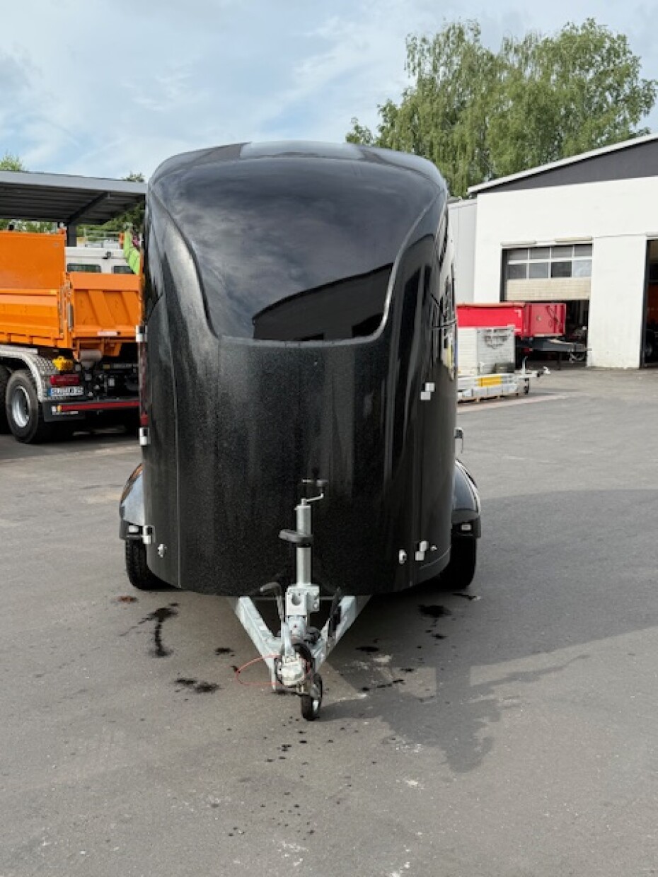 Humbaur Pferdeanhänger Maximus Deluxe - Top Zustand