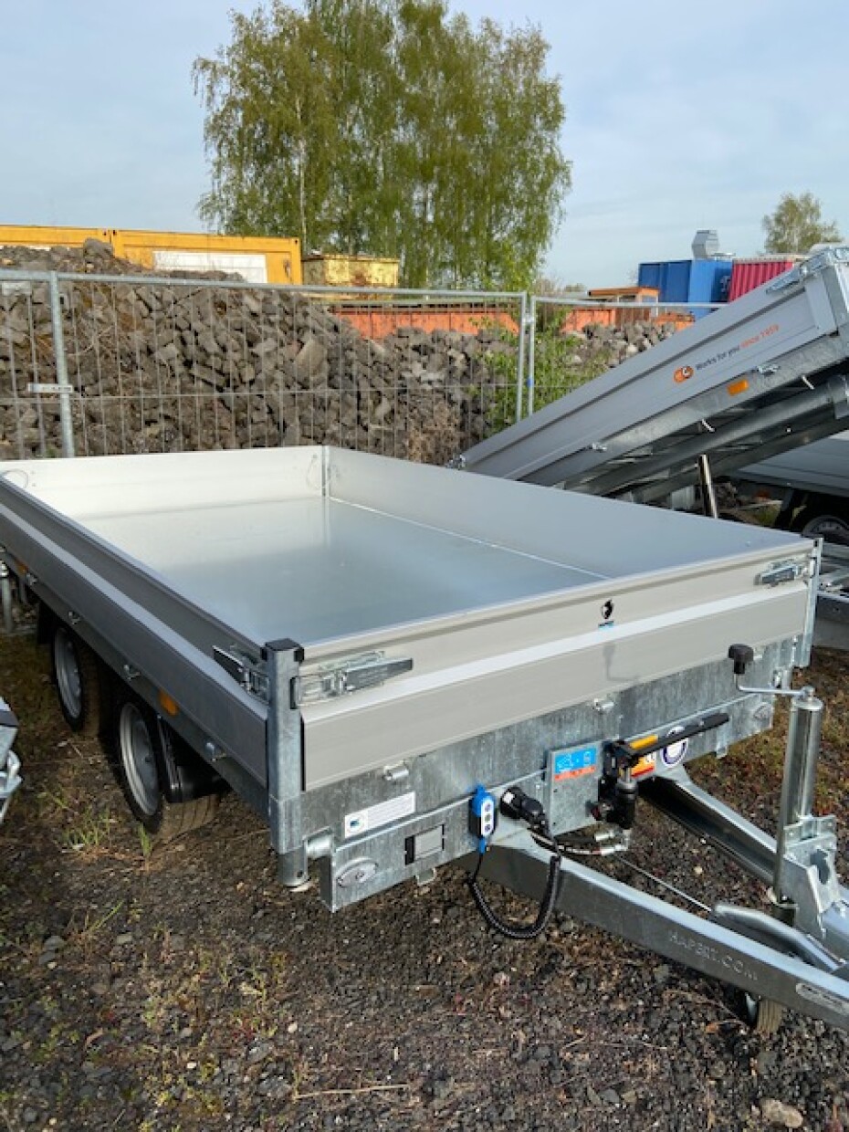 Hapert Dreiseitenkipper mit elektr. Bedienung und Notpumpe