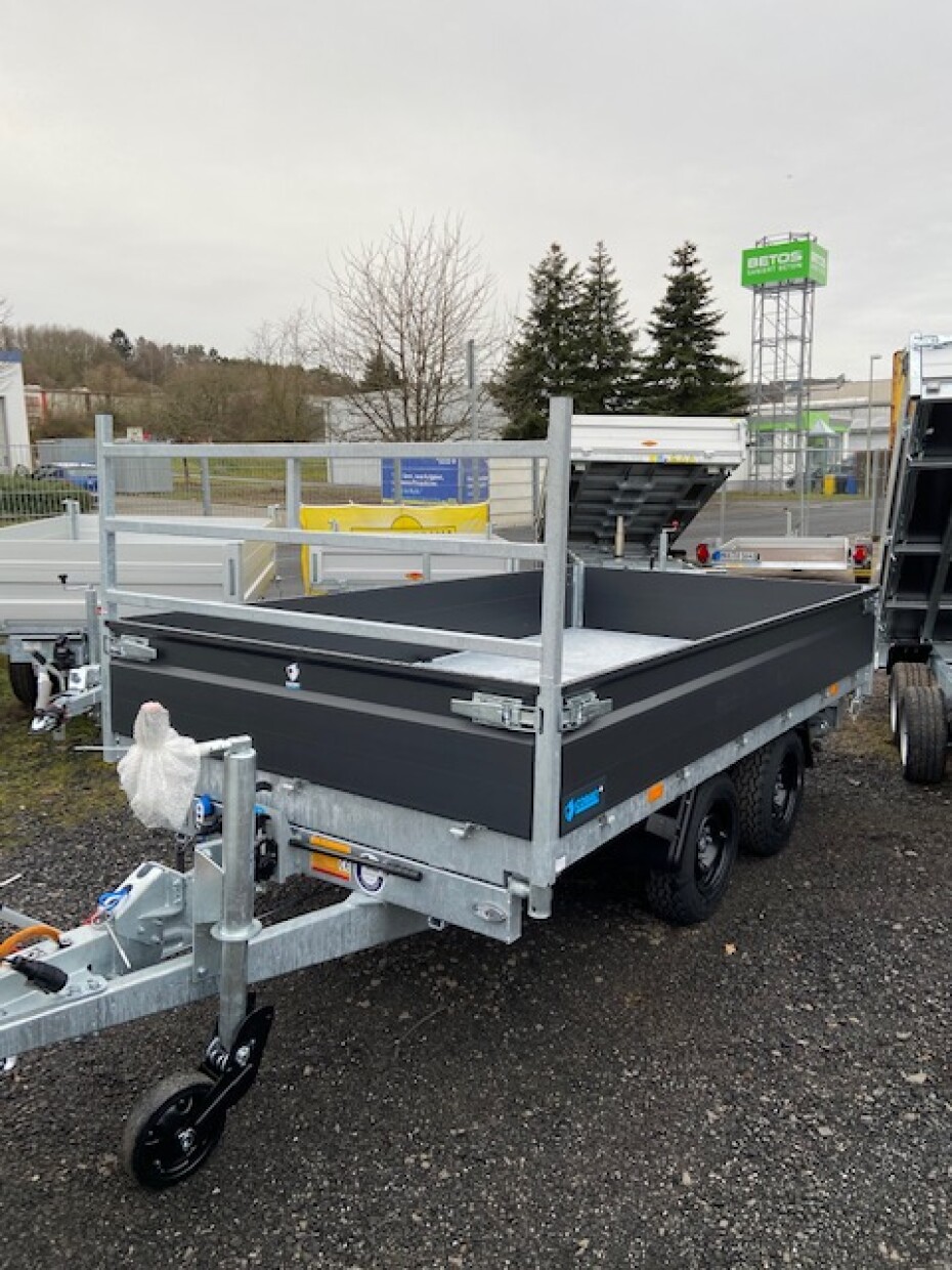 Hapert Dreiseitenkipper mit Elektrischer Bedienung 
