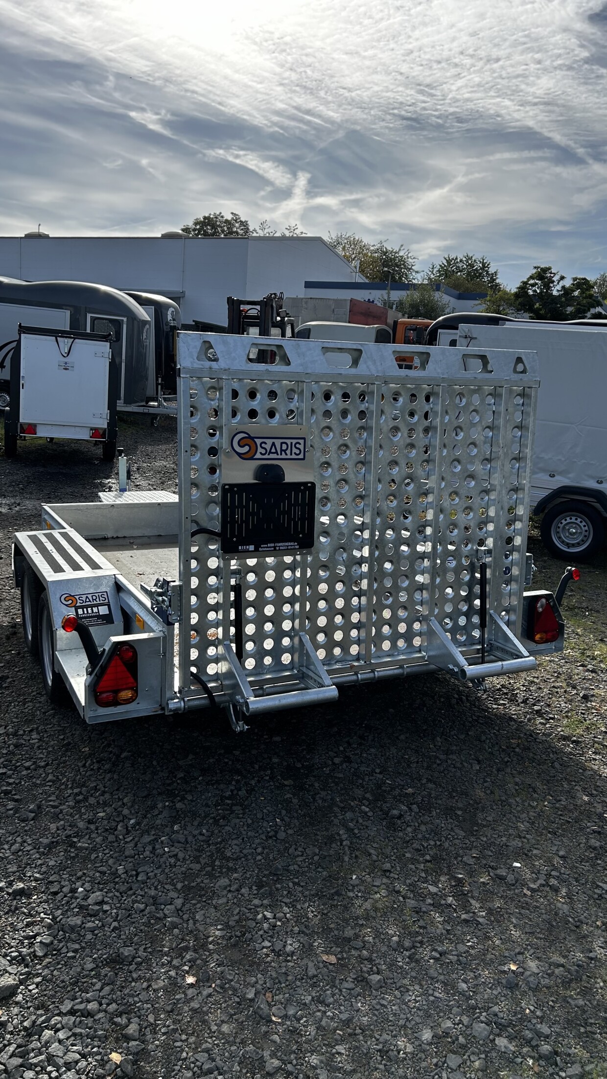 Saris Maschinentransporter