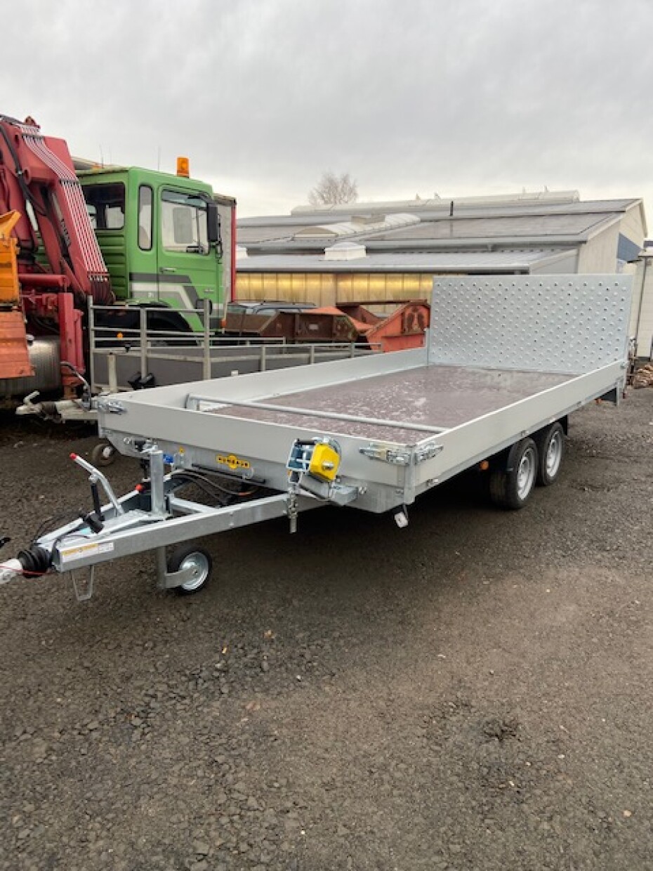 Humbaur Fahrzeugtransporter 4,7 x 2,1 x 0,9 m