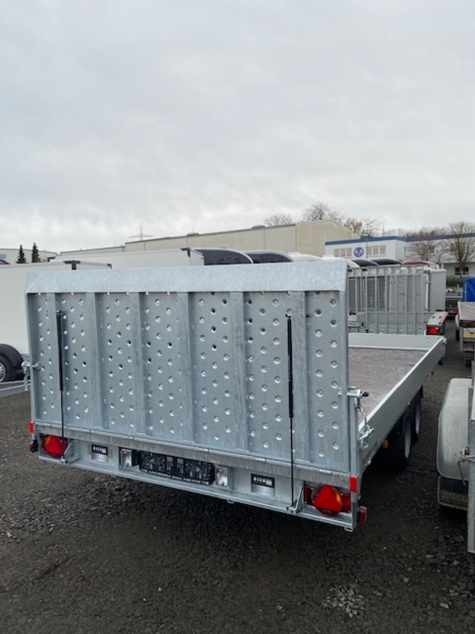 Humbaur Fahrzeugtransporter 4,7 x 2,1 x 0,9 m