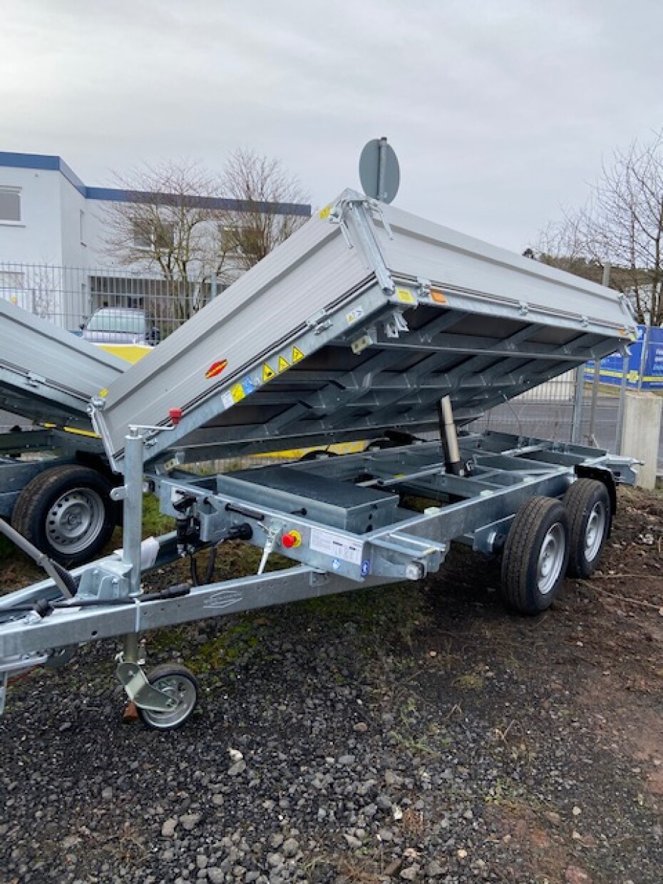 Böckmann Dreiseitenkipper 3,74 m lang