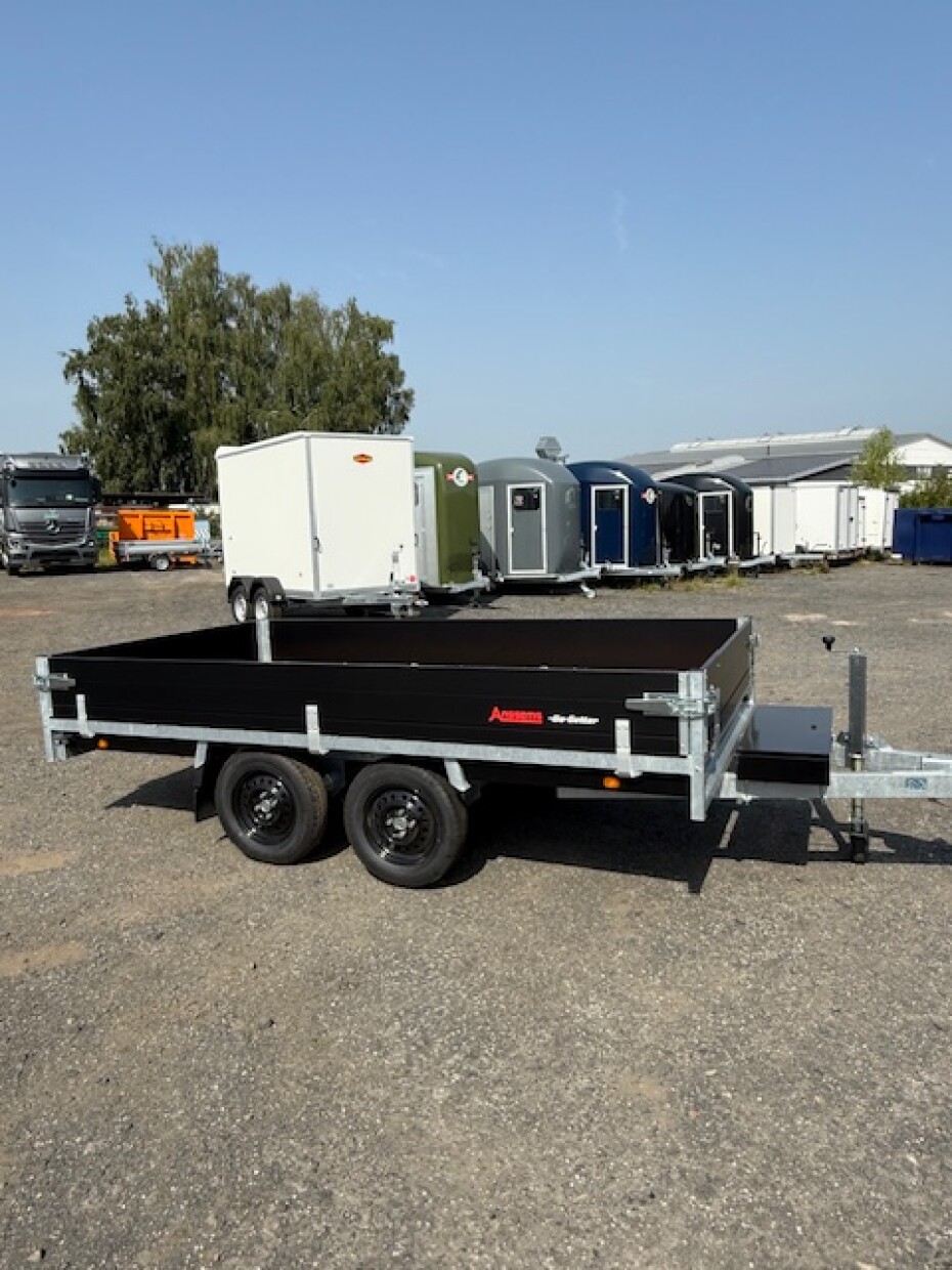 Anssems Hochlader 2-Achser mit Staukasten in Black Edition