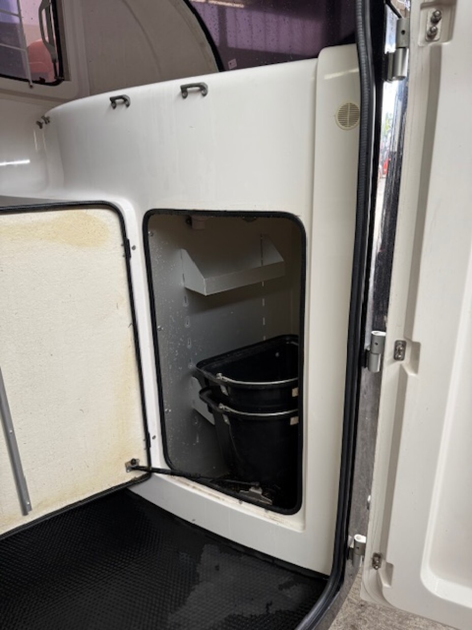 Humbaur Pferdeanhänger Maximus Deluxe - Top Zustand